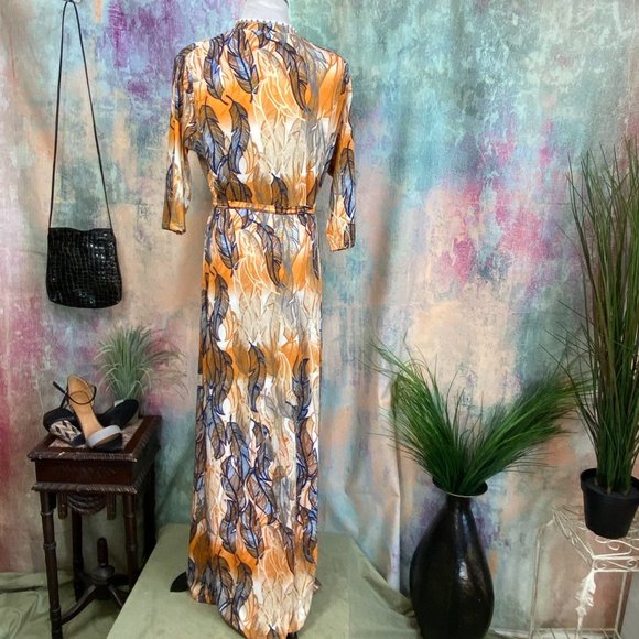 NWOT๐ Haoohu Retro Style Feather Print Dress - Picture 2 of 16